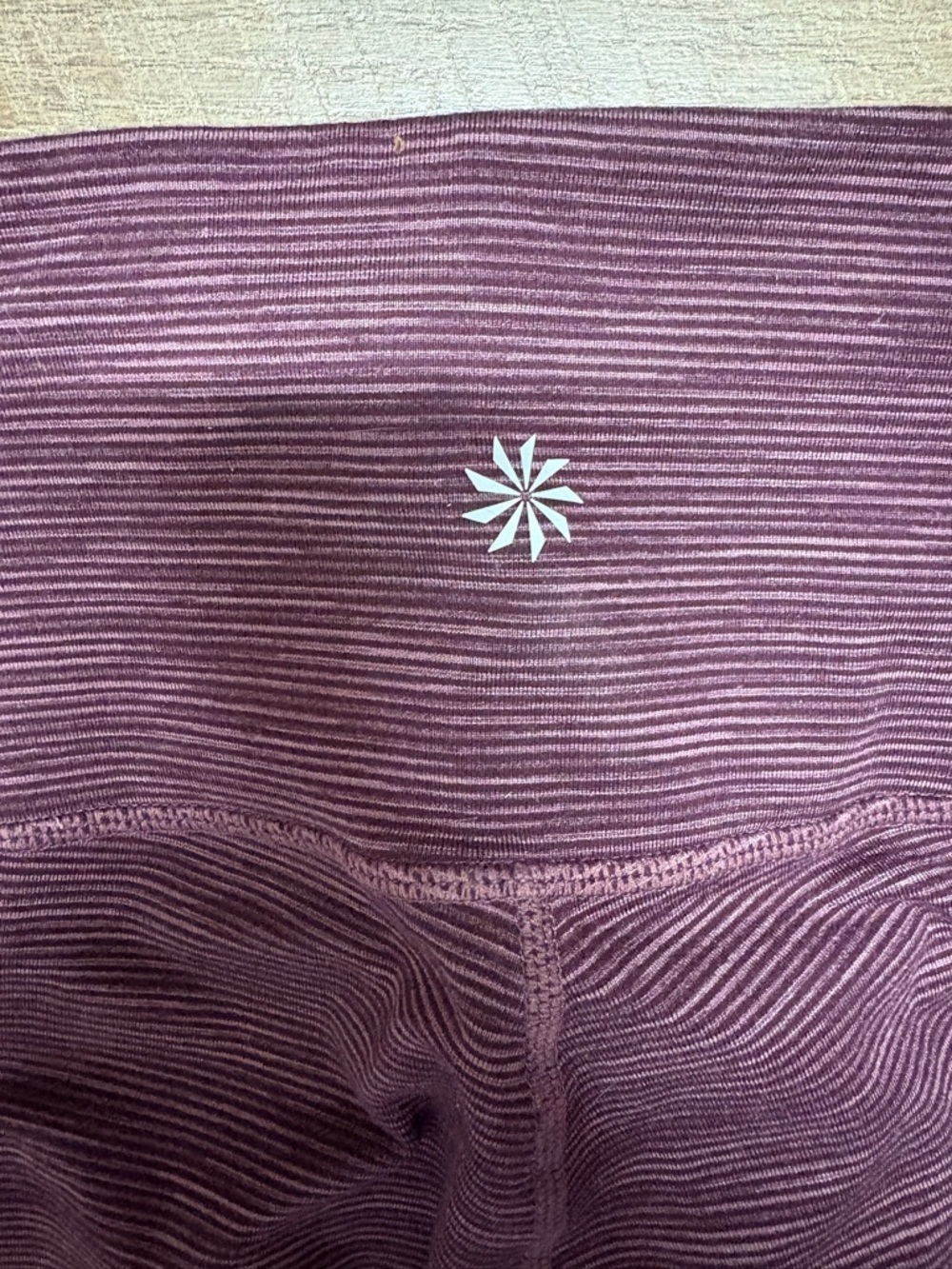 Athleta Athletic Leggings In Maroon/Burgundy Stripes Size Medium - Picture 4 of 4